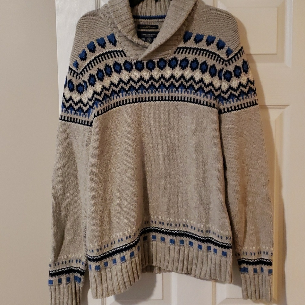 American eagle sweater